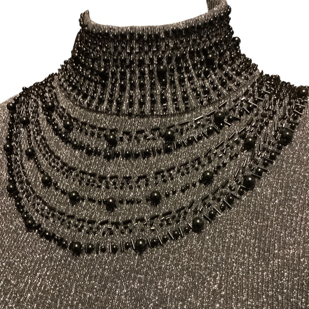 Grace Metallic Silk Blend Beaded Mock Neck Sleeveless Top Size L - Picture 4 of 8